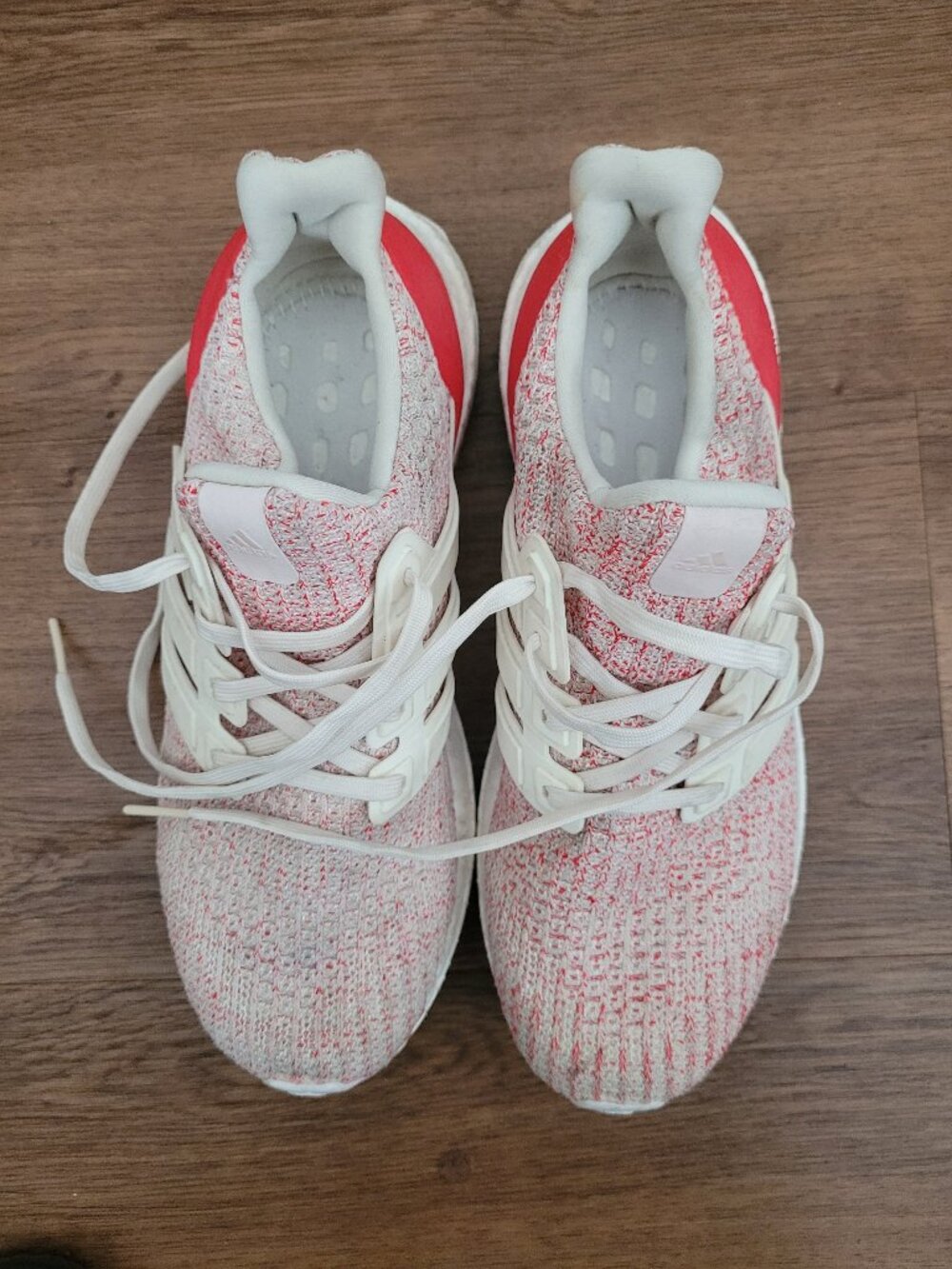 Adidas ultaboost 4.0 women's running shoes sz 6